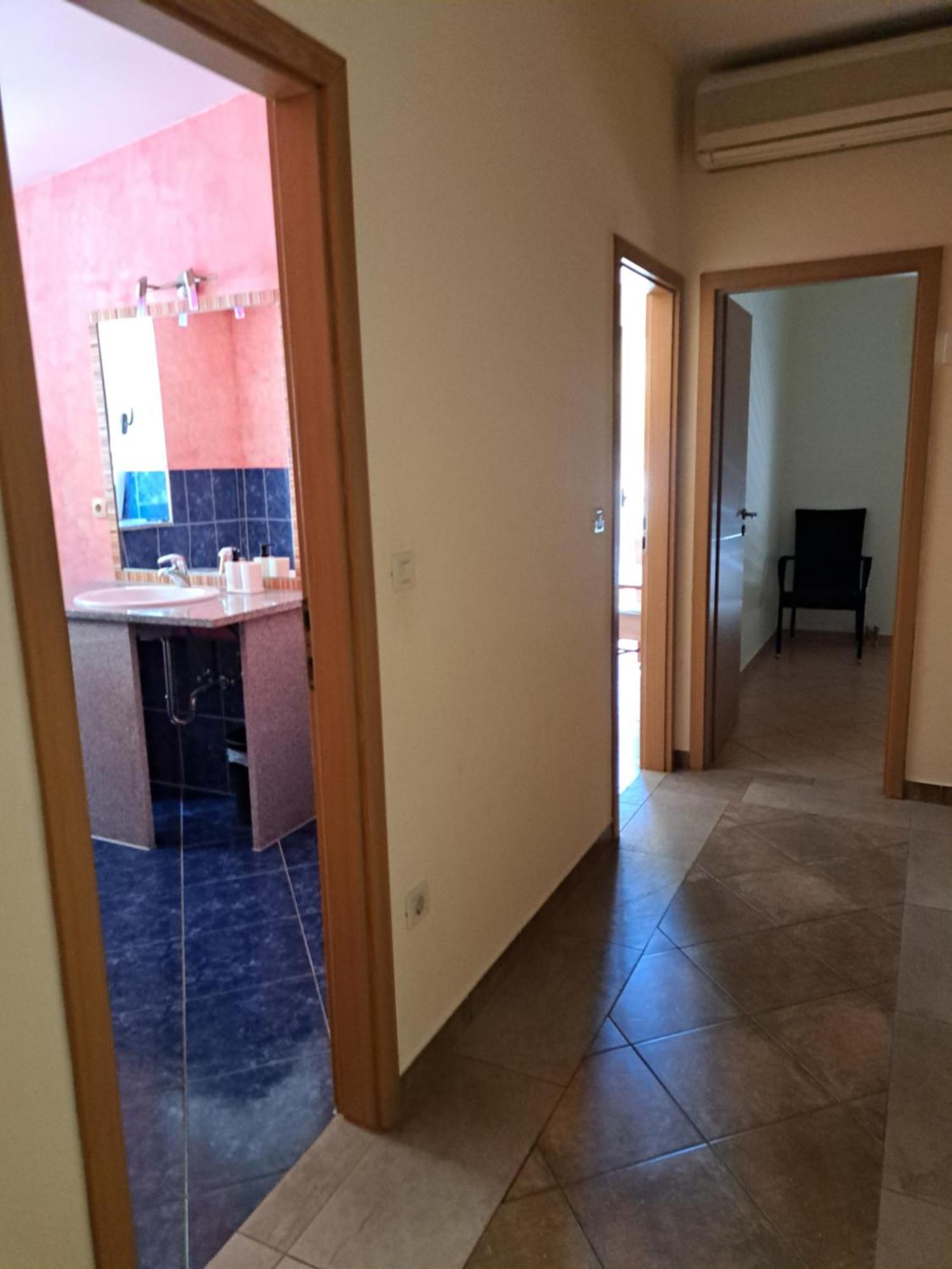 Sita Apartmani لوكفا روجوزنيكا الغرفة الصورة