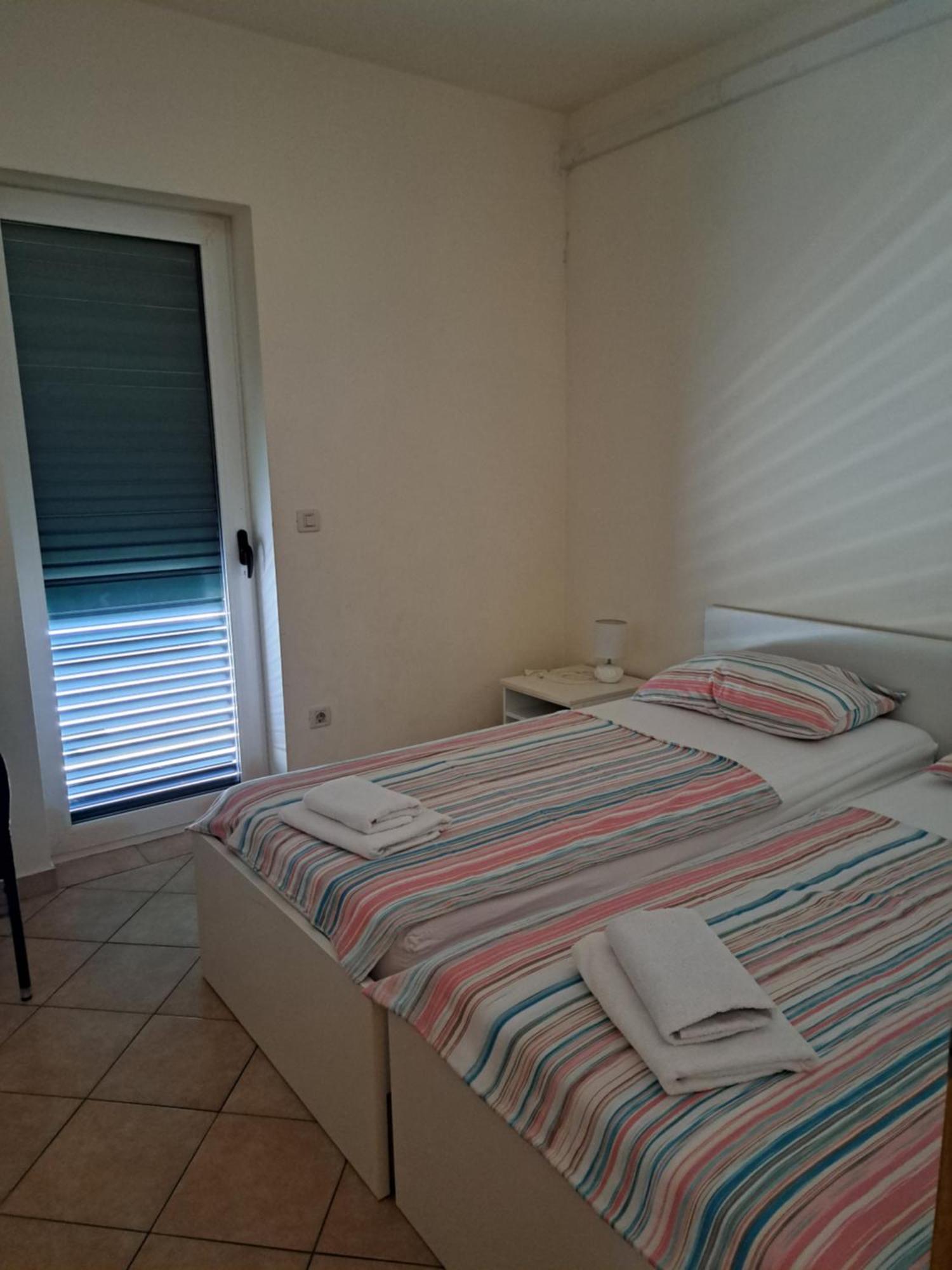 Sita Apartmani لوكفا روجوزنيكا الغرفة الصورة
