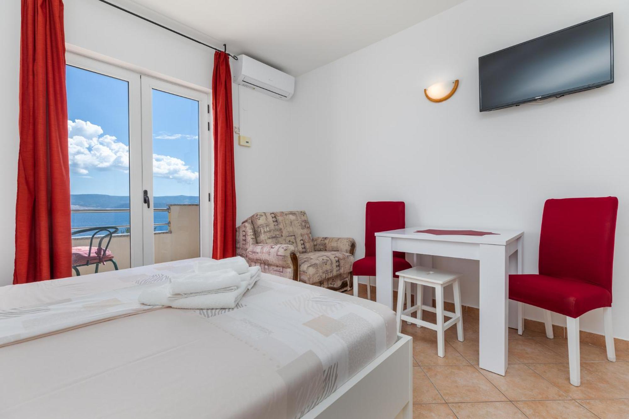 Sita Apartmani لوكفا روجوزنيكا الغرفة الصورة
