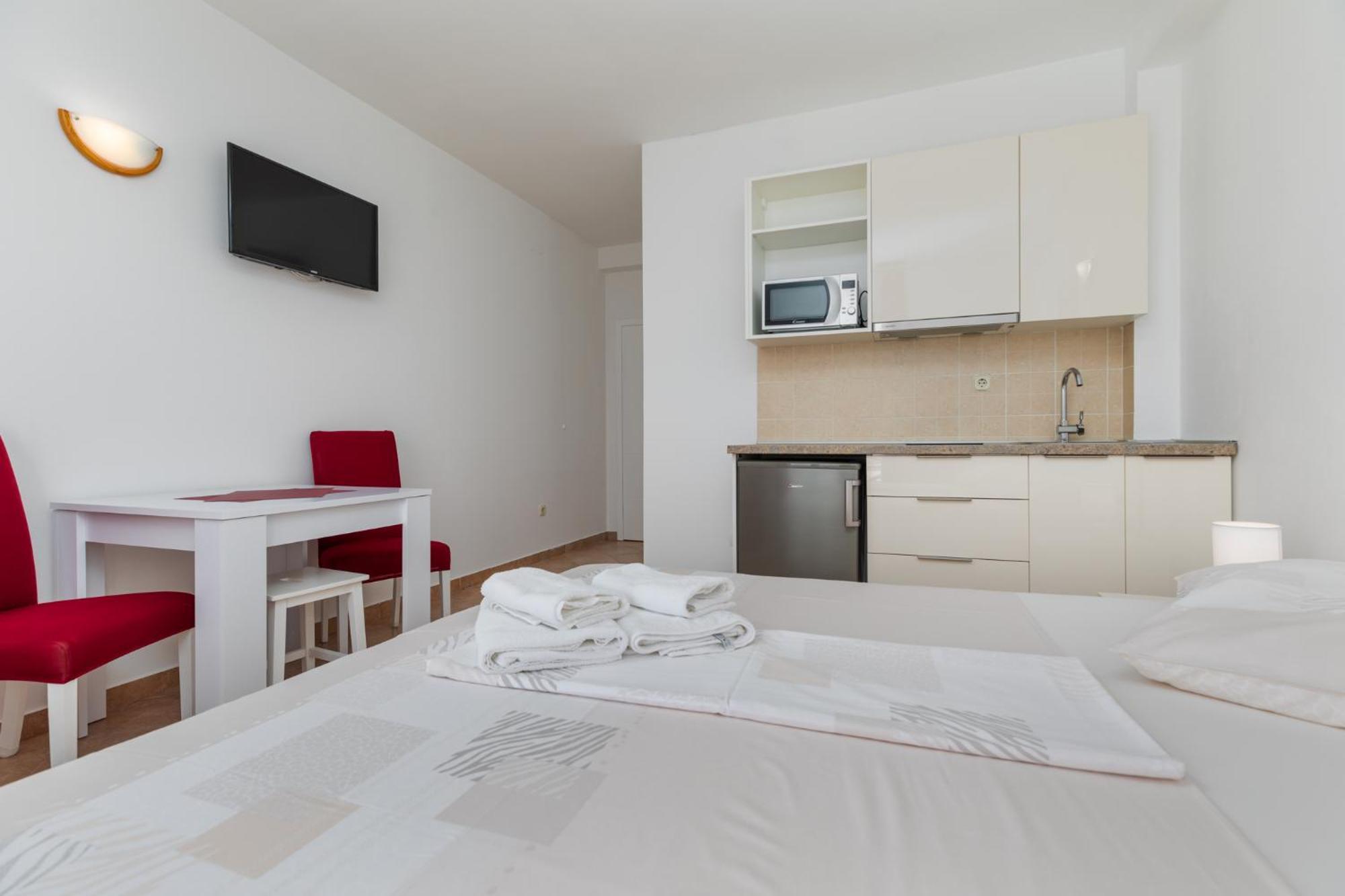 Sita Apartmani لوكفا روجوزنيكا الغرفة الصورة