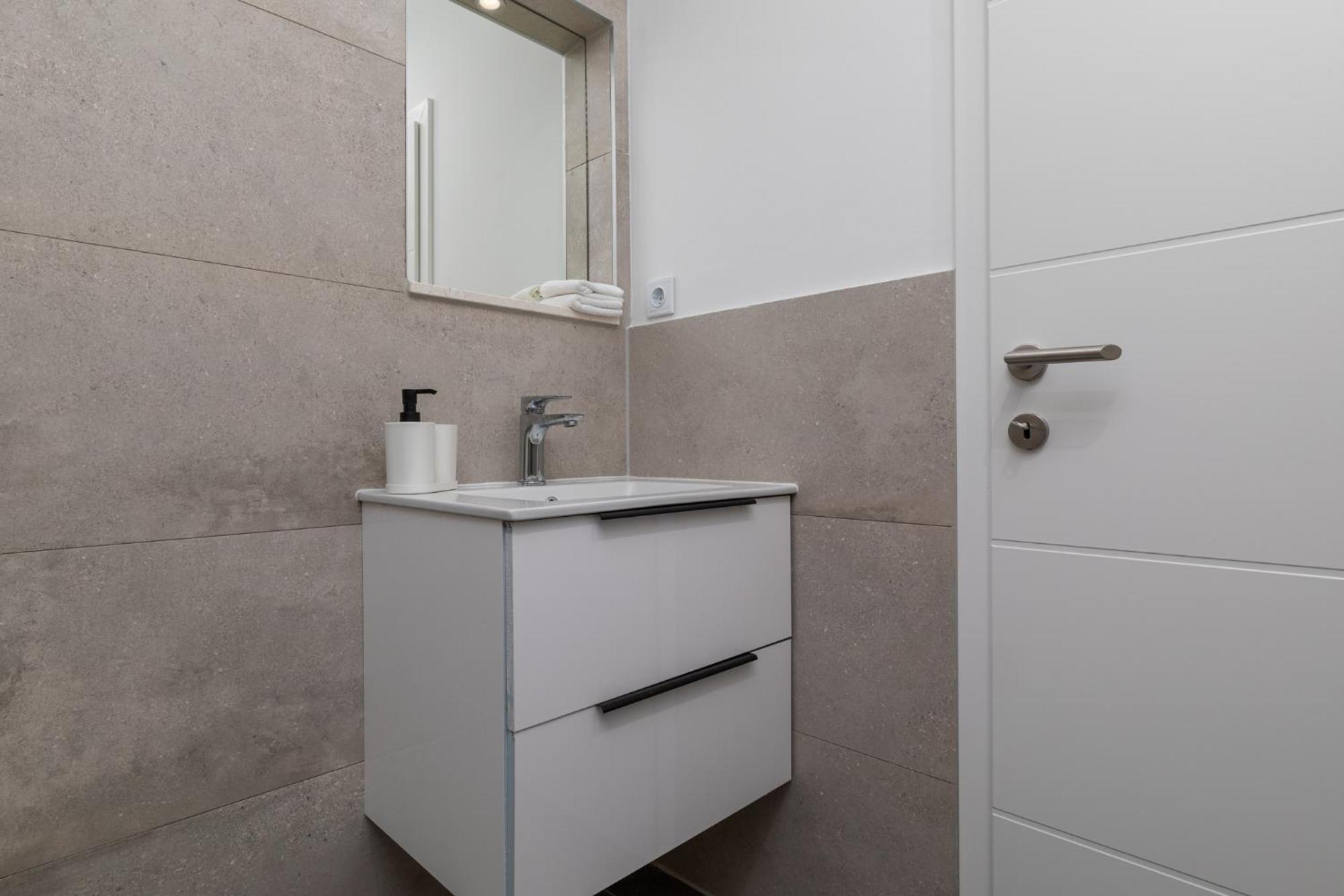 Sita Apartmani لوكفا روجوزنيكا الغرفة الصورة
